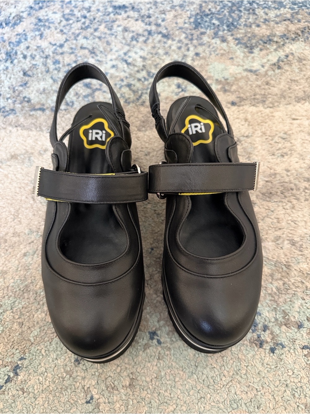 DAANY Black Leather Sandal